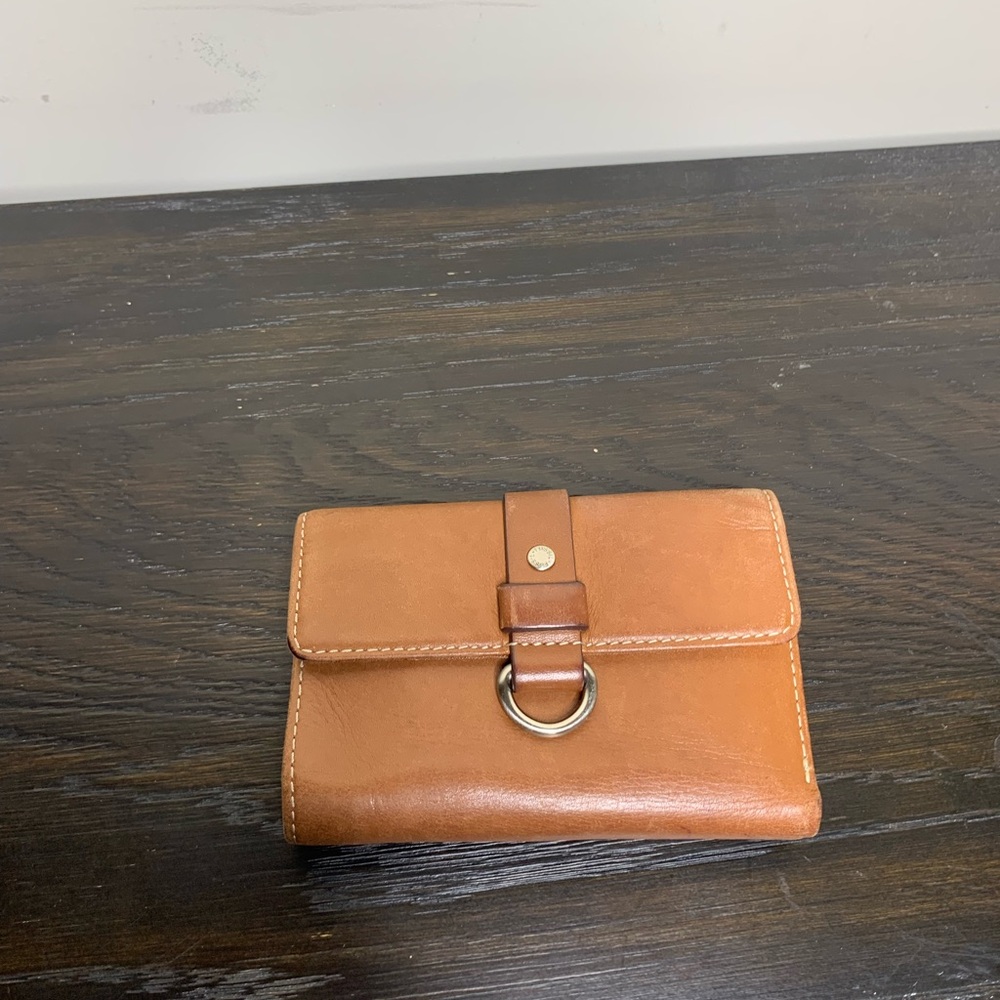 Fossil Tan Leather Wallet with Ring Detail